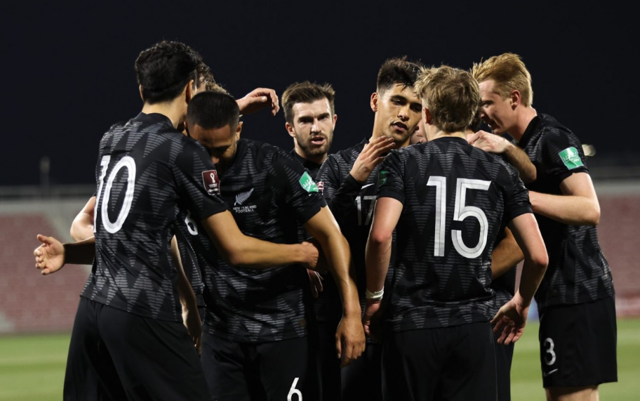 مدافعان تیم ملی نیوزیلند مدافعان تیم ملی نیوزیلند