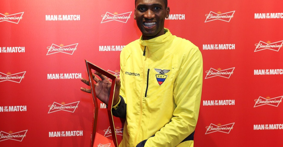 الکساندر دومینگوئز در تیم اکوادور