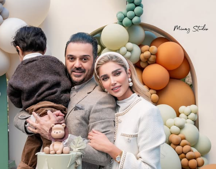 آناشید حسینی و پسرش آناشید حسینی و پسرش